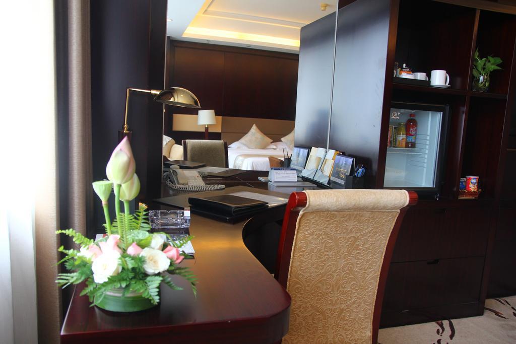 Huafang Jinling International Hotel Zhangjiagang Chambre photo