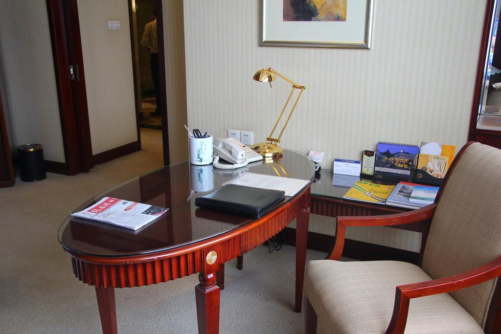 Huafang Jinling International Hotel Zhangjiagang Chambre photo